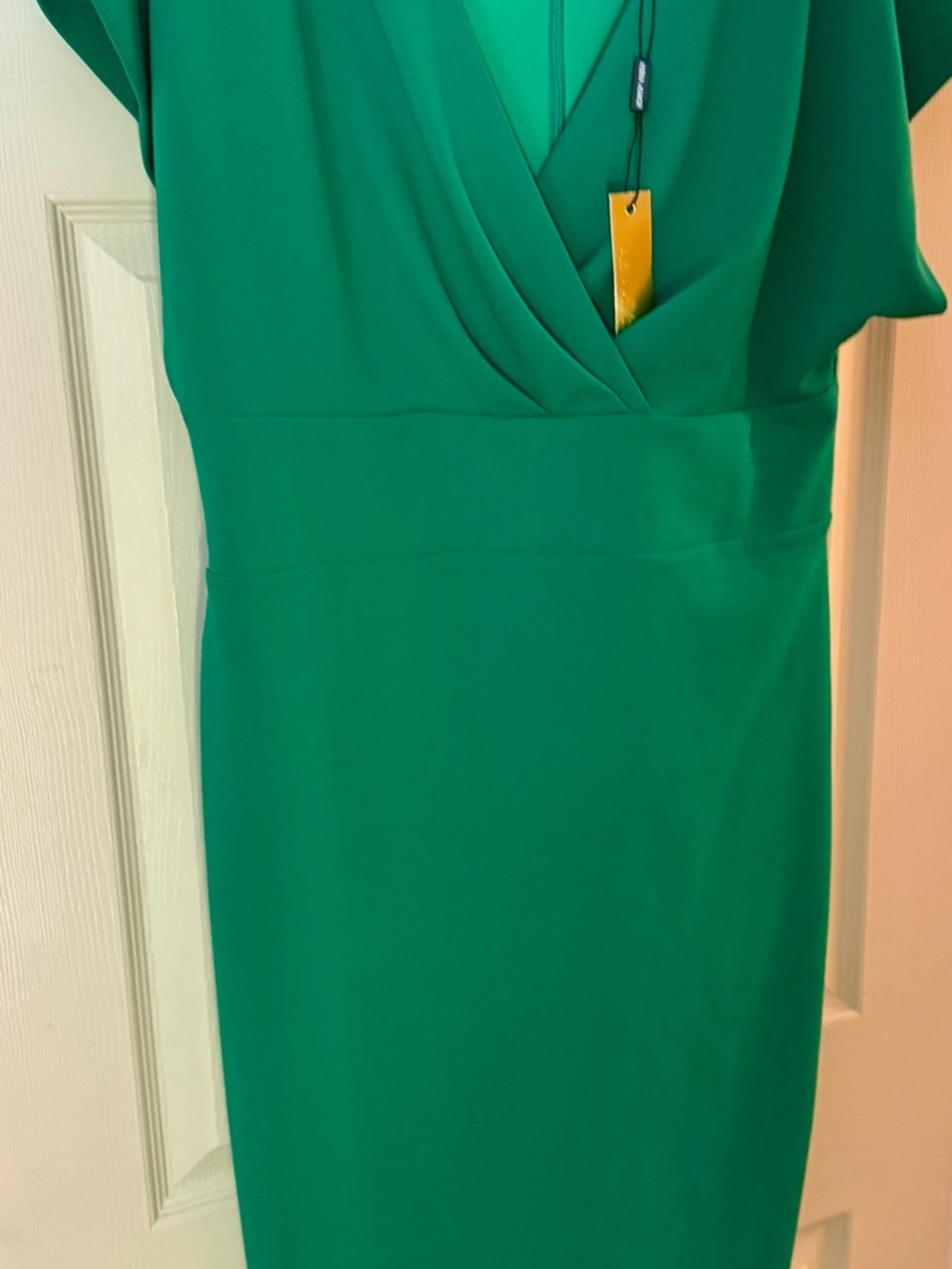 Alexia Admor Emerald Green Draped V-Neck Midi Dress